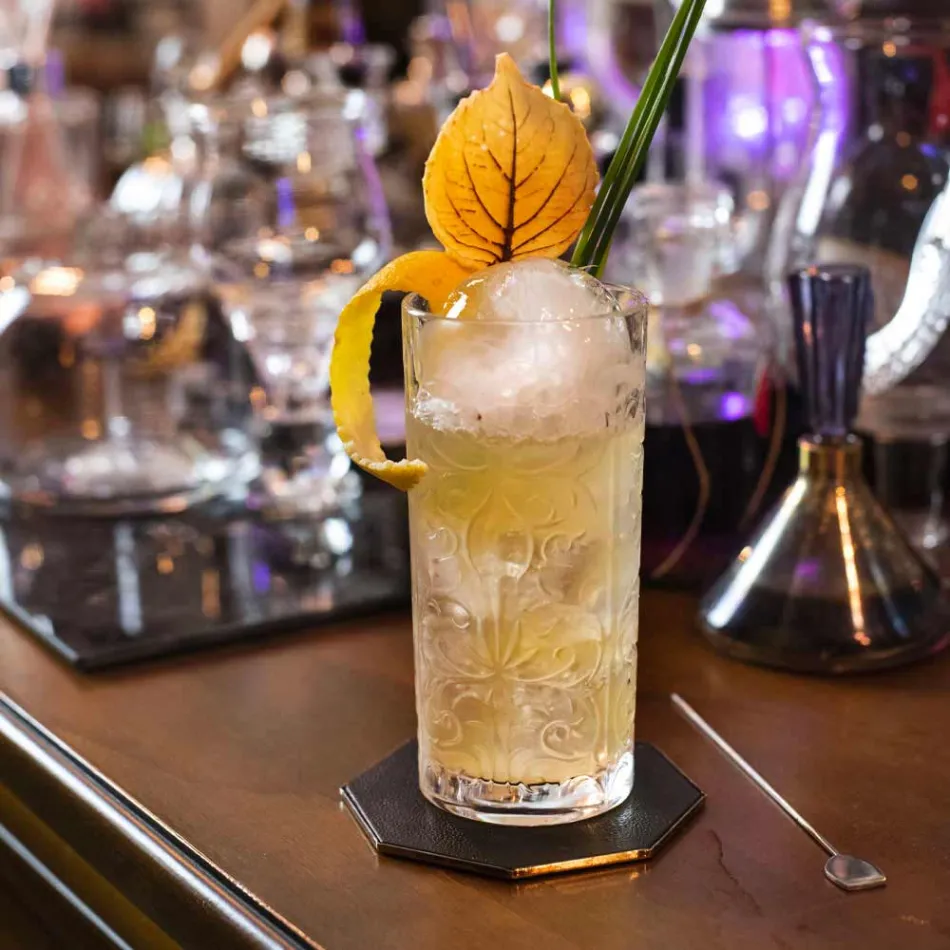 Vaso alto de cóctel Highball de 12 vasos o agua decorada de lujo - Destiny viadurini