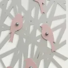 Perchero de pared en madera coloreada con un diseño moderno - Alberuccell viadurini