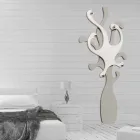 colgador de pared de diseño con efecto perla madre de Corey viadurini