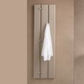 Perchero de pared de melamina lacada con cinco ganchos metálicos - Lunis