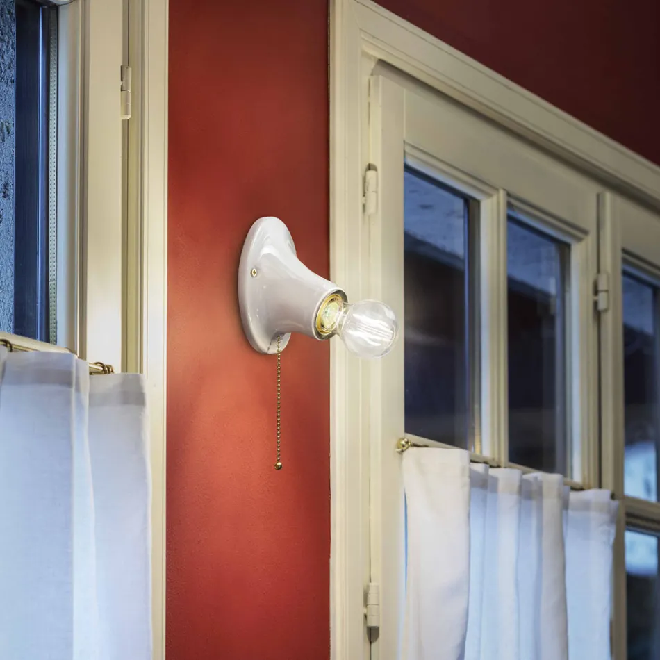 De pared a pared de cerámica blanca Ferroluce Trieste viadurini