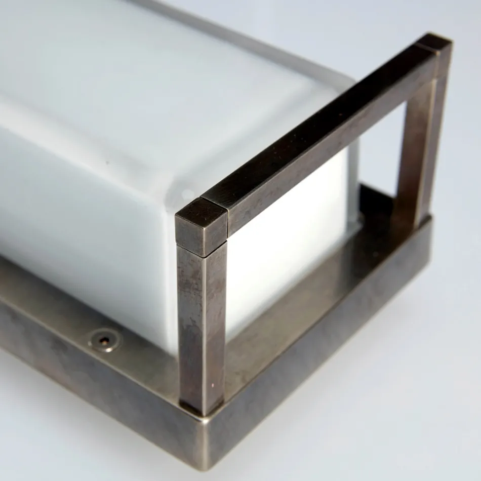 Aplique de pared exterior vintage de latón, E27 y elegante luz - Cristal viadurini