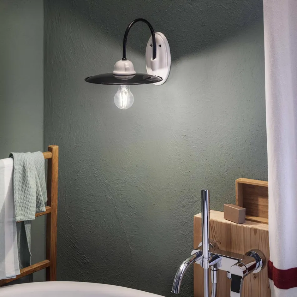 pared rústica lámpara artesano cerámica Ferroluce viadurini