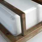 Lámpara de pared vintage de latón, casquillo E27 y luz ambiental, fabricada en Italia - Cristal viadurini