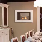Chimenea Bio de pared blanca con diseño moderno con inserto de vidrio Erica viadurini