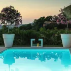 Bio Chimenea de Suelo de Metal Pintado Blanco y Cristal Templado - Pelide viadurini