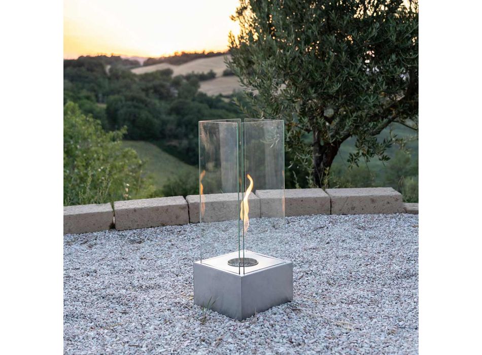 Chimenea de suelo de bioetanol en vidrio templado con base de metal - Ziggy viadurini