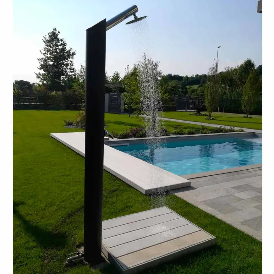 Columna de ducha solar para jardín en acero inoxidable negro Made in Italy - Werner viadurini