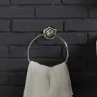 composición de muebles de baño con lavabo estructura metálica de belleza viadurini