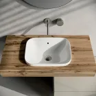 Composición de baño que incluye base con ruedas, lavabo y espejo - Titan viadurini