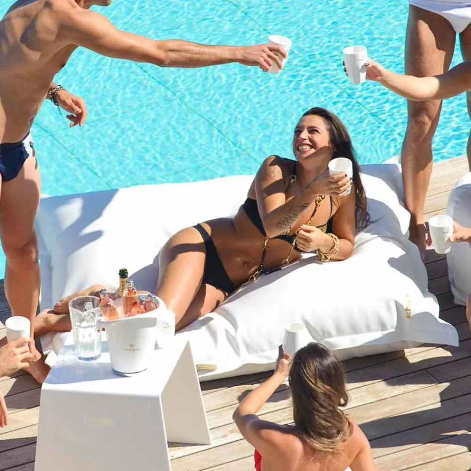 Cojín de relajación para exteriores Nube en cuero ecológico náutico blanco Trona viadurini