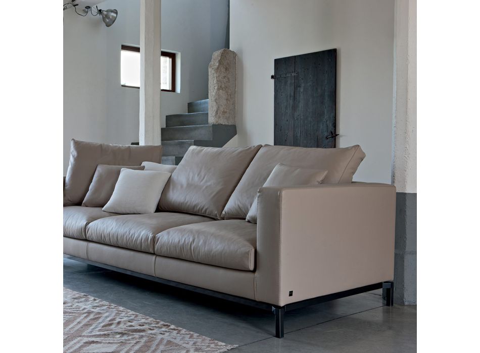 Sofá de salón de 3 plazas en cuero, madera y metal Made in Italy - Bizzarro viadurini