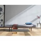 Sofá cama de diseño moderno Unfurl by Innovation tapizado viadurini