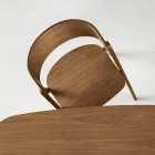 Dos sillas con acabado efecto madera y respaldo curvo en dos colores - Vesta viadurini