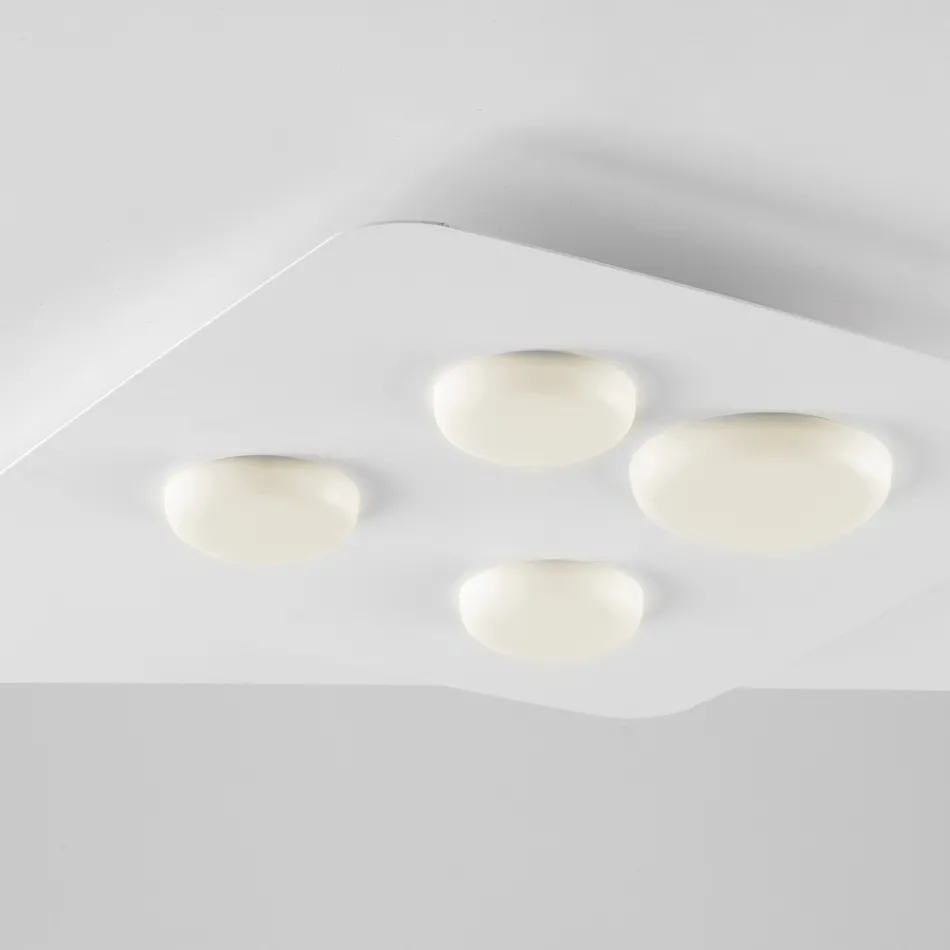 Iluminación de vidrio y metal fabricada en Italia para realzar los interiores – Kepler viadurini