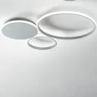 Lámpara de pared en metal pintado con LED de diseño moderno - Punto viadurini