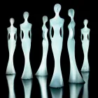 Lámpara de pie de jardín con diseño de estatua de luz LED RGBW - Penelope by Myyour viadurini