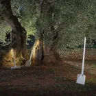 Lámpara de Pie Exterior en Tecnopolímero Blanco Diseño de 3 Formas - Herramientas viadurini