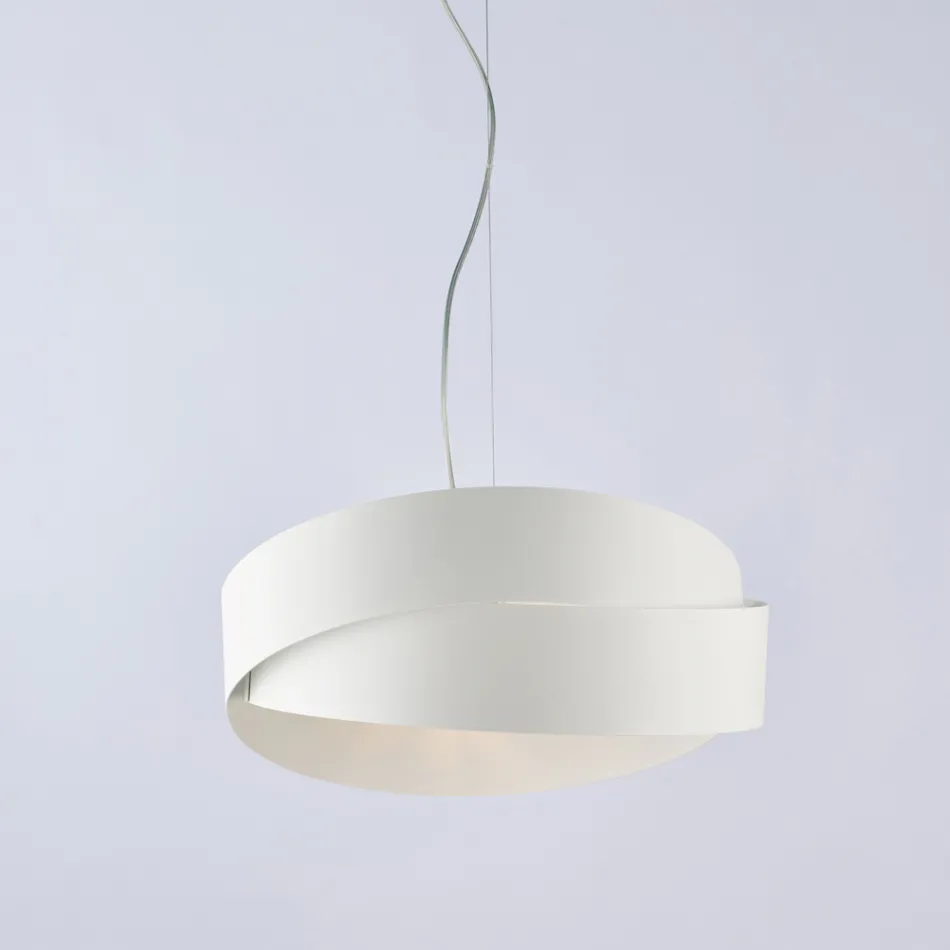 Lámpara de cristal y metal ideal para decorar con estilo – Nebula viadurini