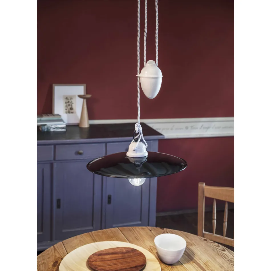 Lámpara ups and downs suspendida en cerámica blanca y metal negro - power viadurini