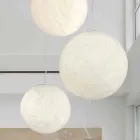 Lámpara de suspensión Slide de polietileno mineral fabricada en Italia. viadurini