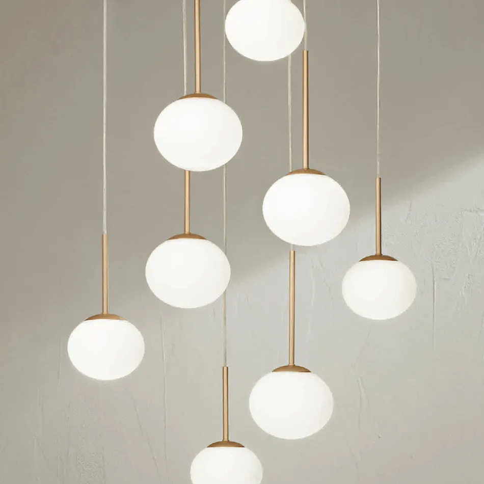 Araña de 8 LEDs en Metal Pintado Oro y Vidrio Soplado - Ailanto viadurini