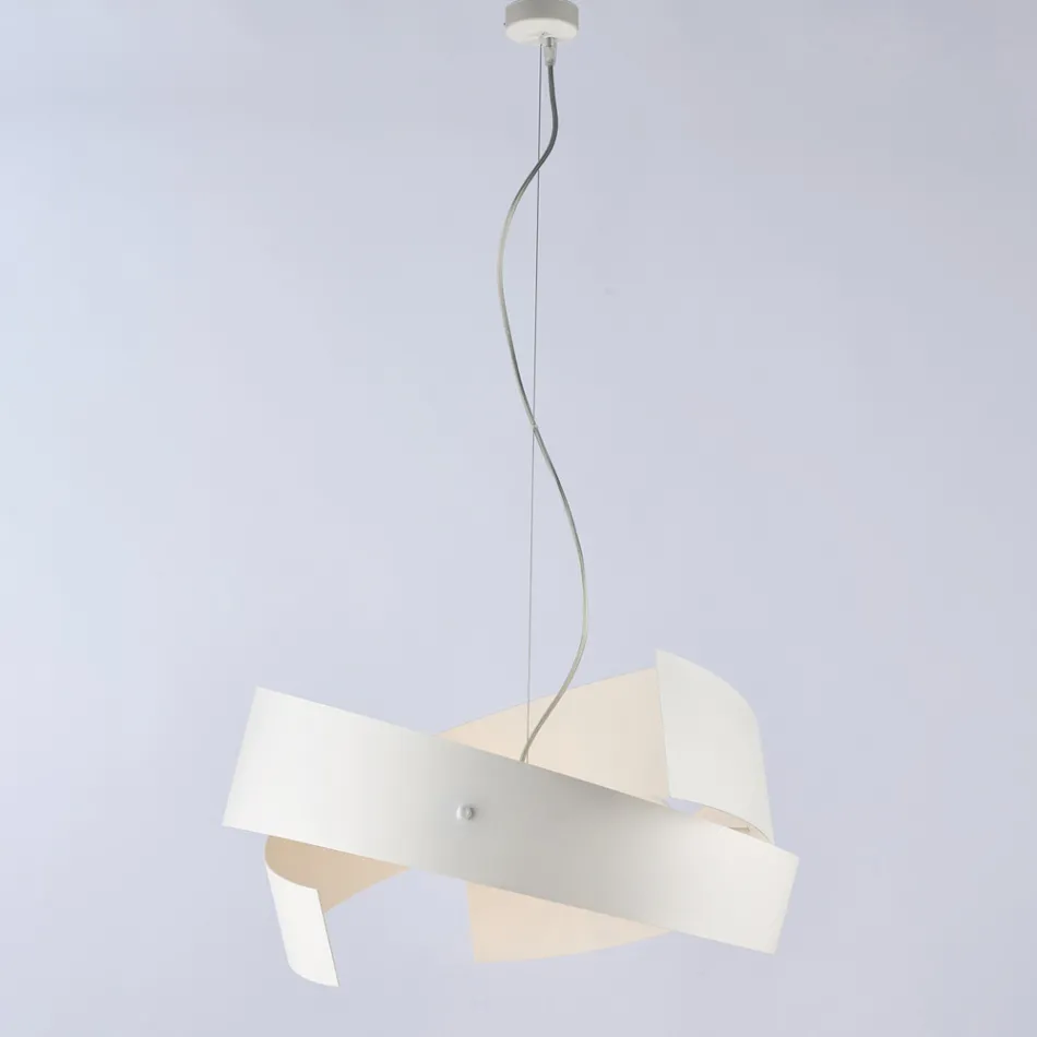 Asteroide: Una lámpara de metal negro y cristal para espacios modernos. viadurini