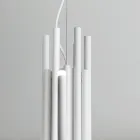 Araña LED de 13 luces en metal pintado blanco, negro o dorado - Escorpio viadurini