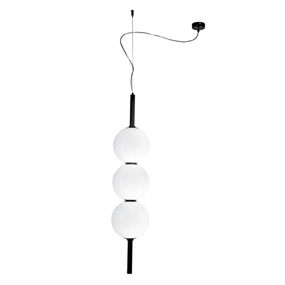 Lumira - Lámpara de araña vertical de tres luces en cristal labrado, fabricada en Italia. viadurini