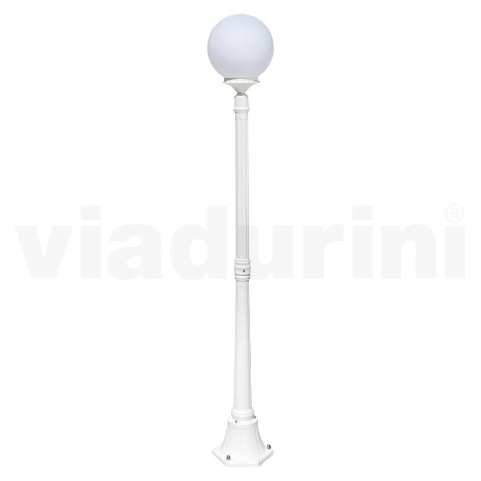 Farola de 172 cm de altura en acrílico blanco y aluminio fabricada en Italia - Trovabianco viadurini