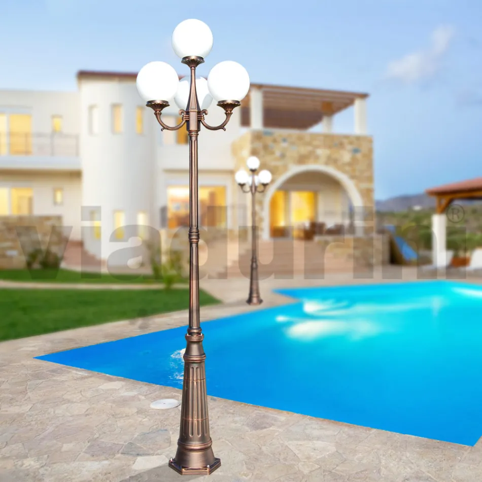 Farola de 270 cm de altura en acrílico negro y aluminio Made in Italy - Trovanero viadurini