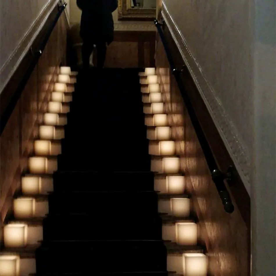 Farol Perfumado de Cera Efecto Rayado con Candelita Made in Italy - Famme viadurini