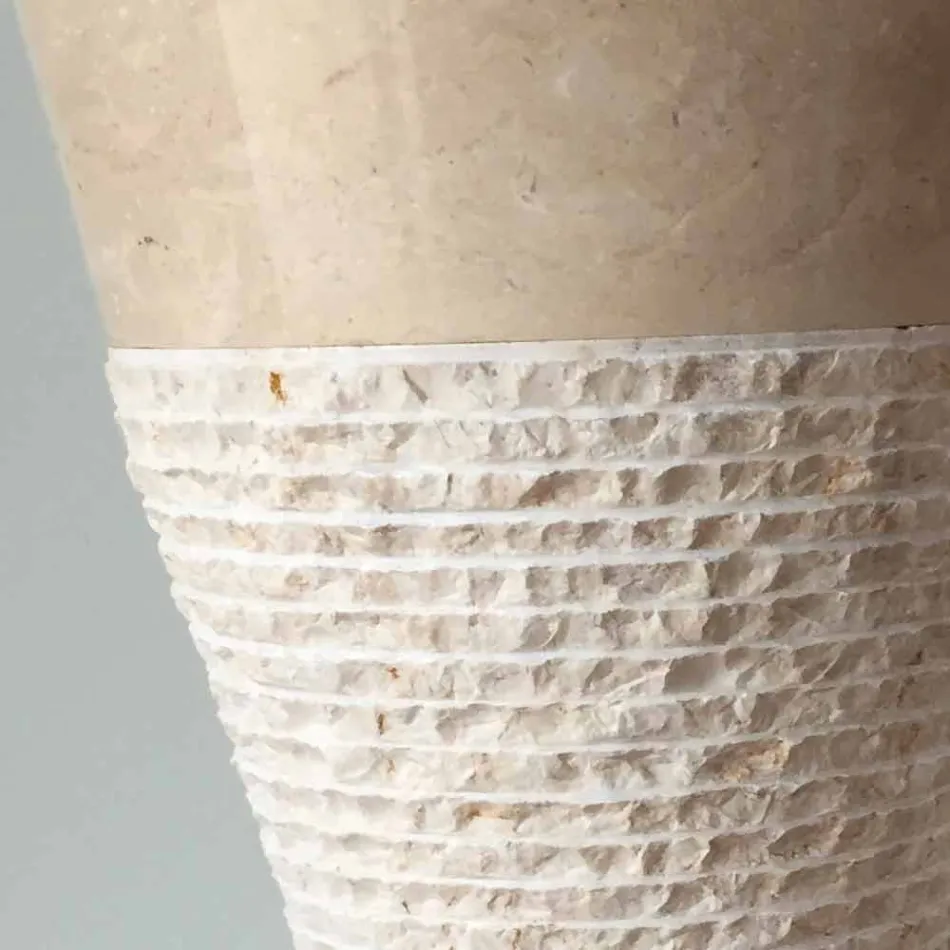 Lavabo columna blanca en piedra natural Iris, pieza única. viadurini