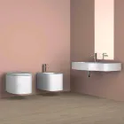 Moderno lavabo suspendido de cerámica hecho en Italia, Hamlet viadurini