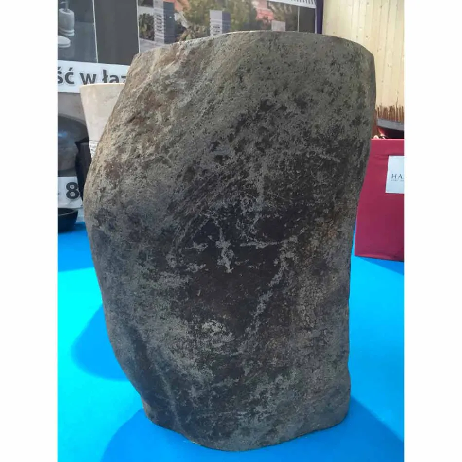 Lavabo de baño de diseño en piedra natural Mar, pieza única viadurini