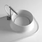 Lavabo de cerámica con un diseño moderno Marta viadurini
