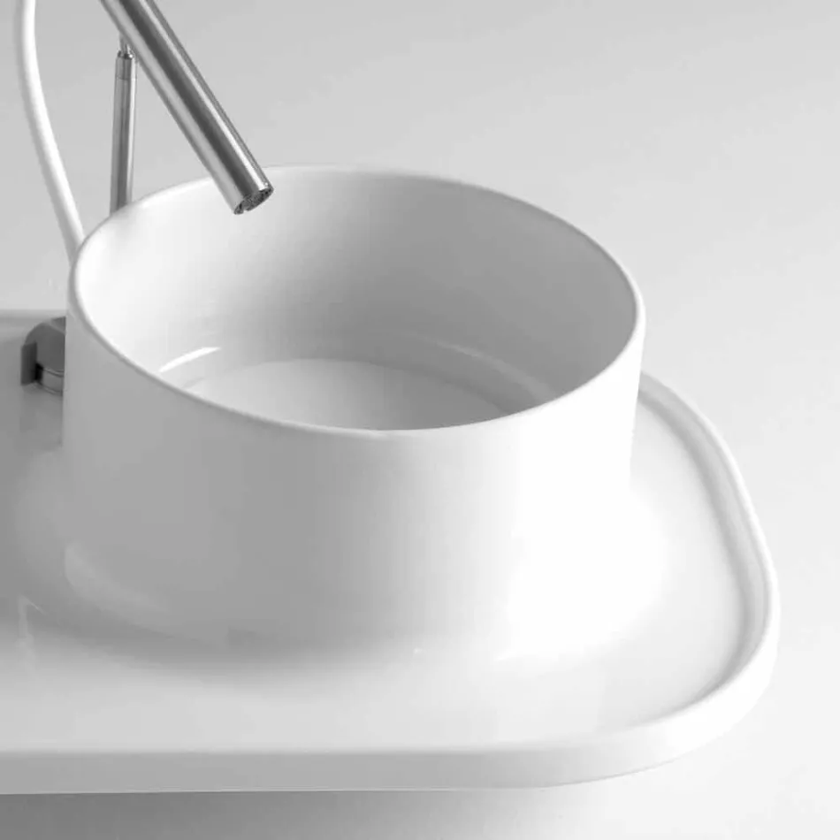 Lavabo de cerámica con un diseño moderno Marta viadurini