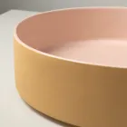 Lavabo de encimera de gres porcelánico torneado a mano Halo, fabricado en Italia viadurini