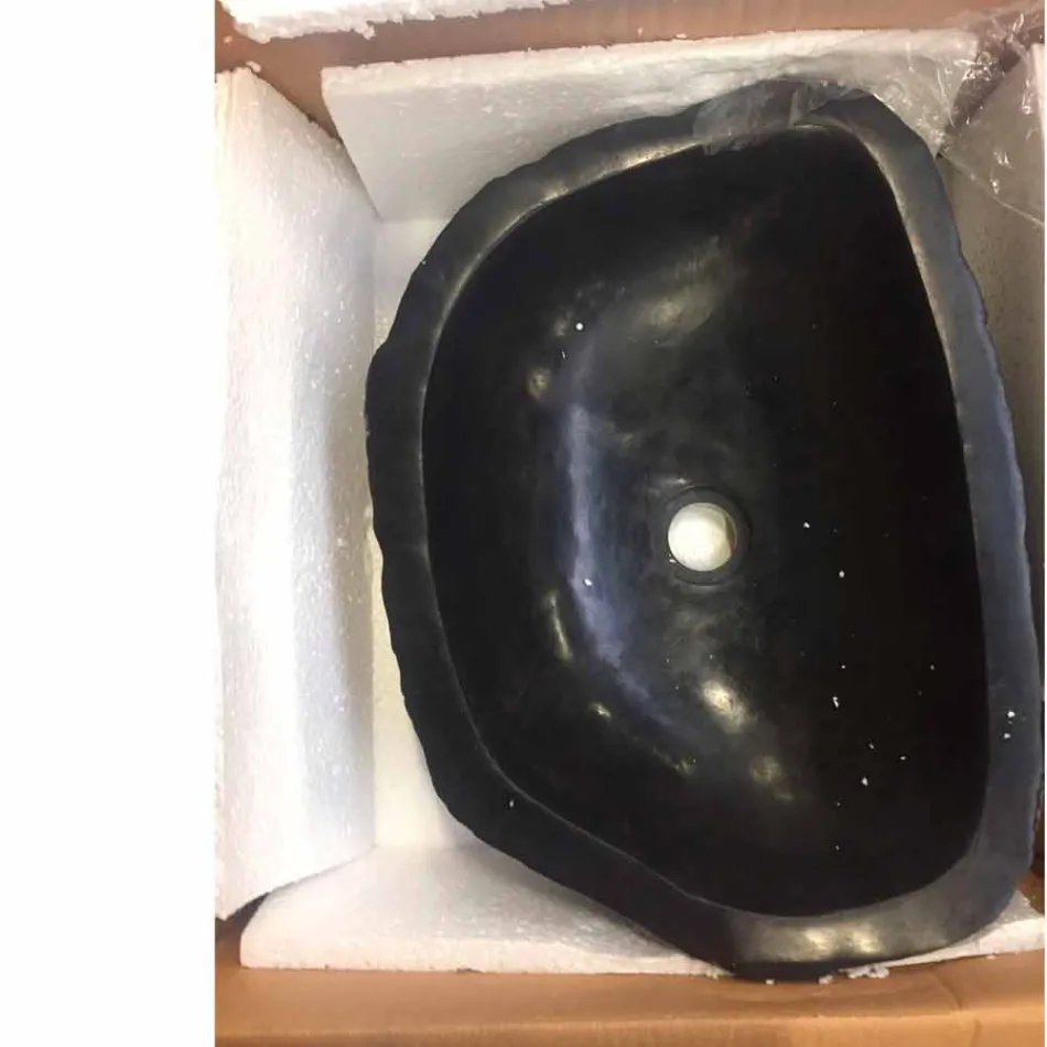 Encimera apoyo sola pieza en Hassan basalto viadurini