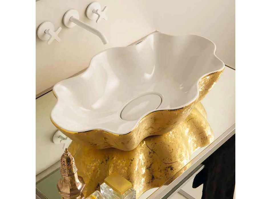 Lavabo sobre encimera de diseño en cerámica blanca y dorada realizado en Italia Cubo viadurini