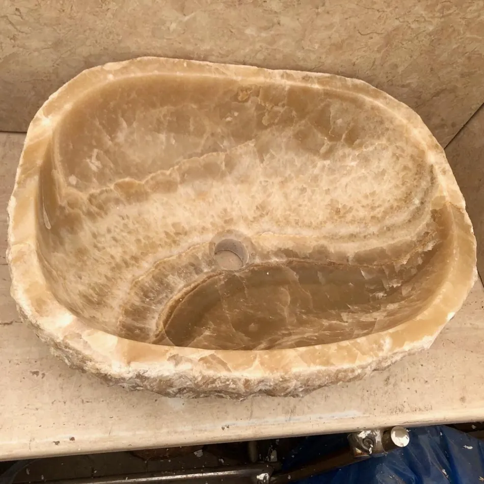 Lavabo sobre encimera de piedra natural pieza única Laia viadurini