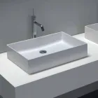 Lavabo de diseño en cerámica blanca o coloreada Leivi. viadurini