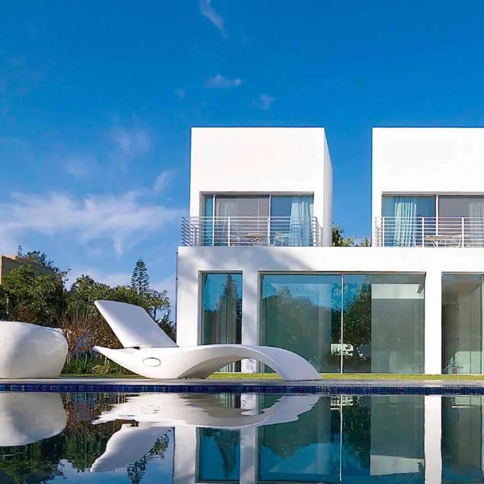 Tumbona de jardín Chaise Longue de diseño en plástico blanco - Zoe by Mayyour viadurini