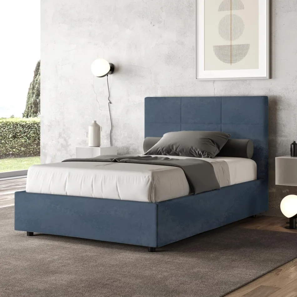 Cama de 140x200 cm con cabecero rectangular de microfibra fabricada en Italia - Brina viadurini