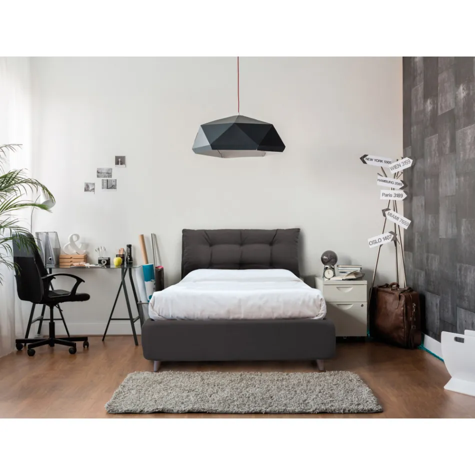 Cama de tamaño completo con cabecera y pies acolchados Made in Italy - Aaron viadurini