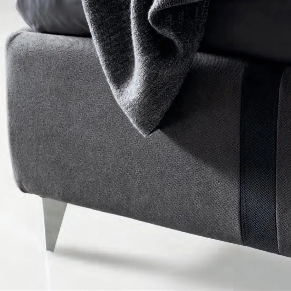 Cama de matrimonio 160x190 con 2 rayas verticales y paralelas bicolor - Paolo viadurini