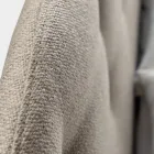 Cama de matrimonio 160x190 con líneas curvas y botones Made in Italy - Oriente viadurini