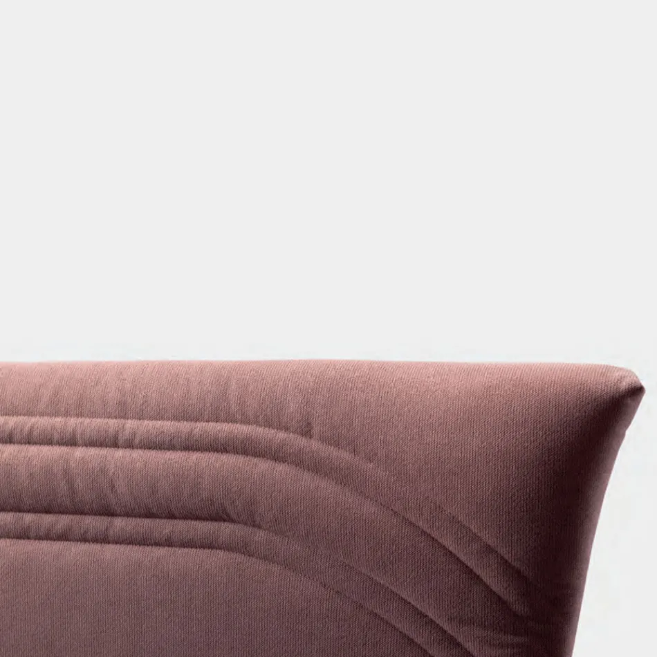 Cama de matrimonio 160x190 con líneas curvas y doble banda acolchada - Gioie viadurini