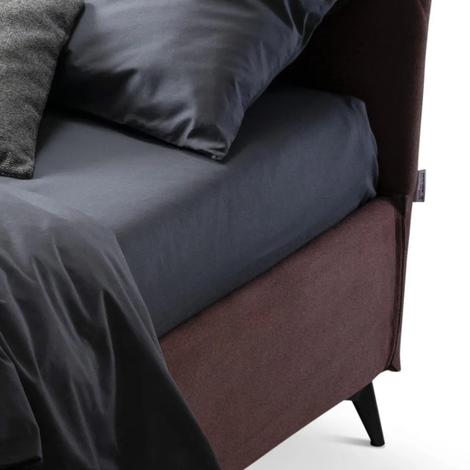 Cama de matrimonio 160x190 con líneas curvas y doble banda acolchada - Gioie viadurini