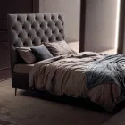 Cama de matrimonio 160x190 con cabecero alto y acolchado Made in Italy - Sallie viadurini